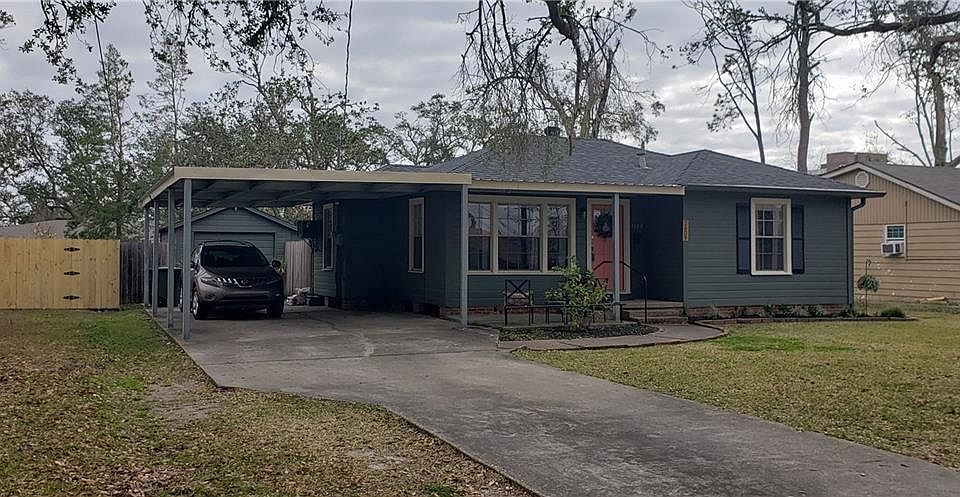 1st image of 2609 Aster St