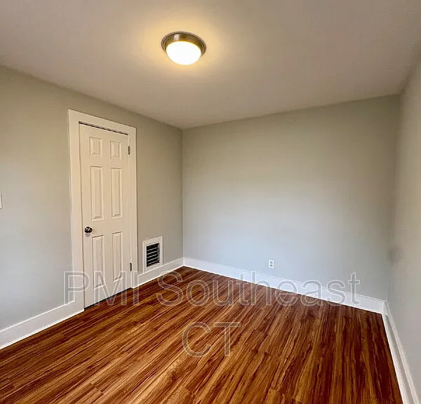 41R Boston Post Rd #1 — Photo 9