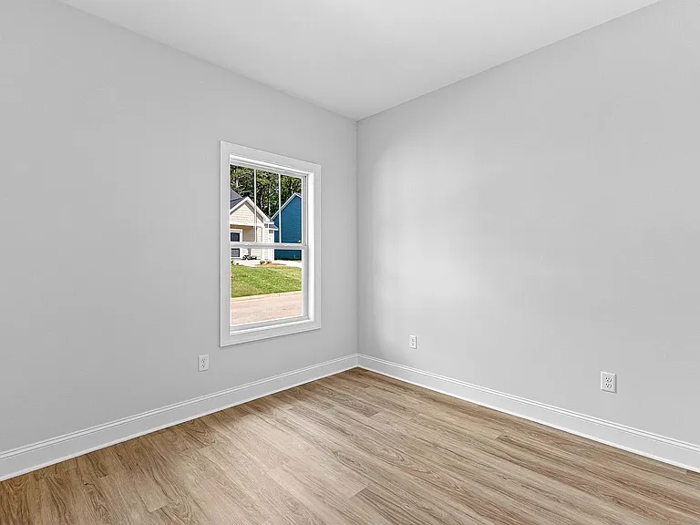 234 Lenox Cir — Photo 14