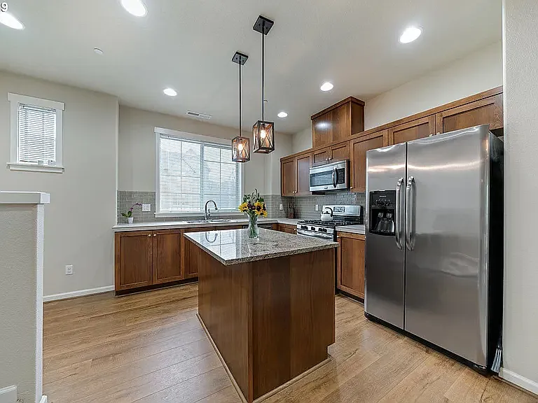 17018 SW Jean Louise Rd — Photo 7