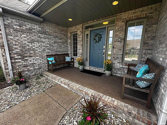 2nd image of 6100 Shoreham Dr