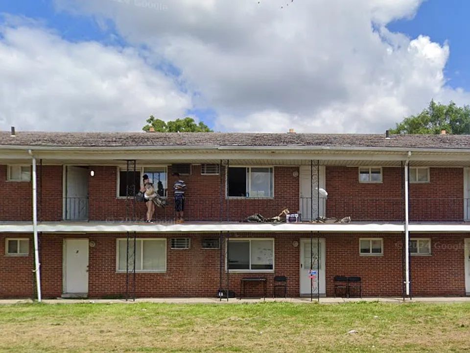 1289 Middlebelt Rd #4