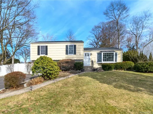 15 Duke Drive, Stamford, CT 06905
