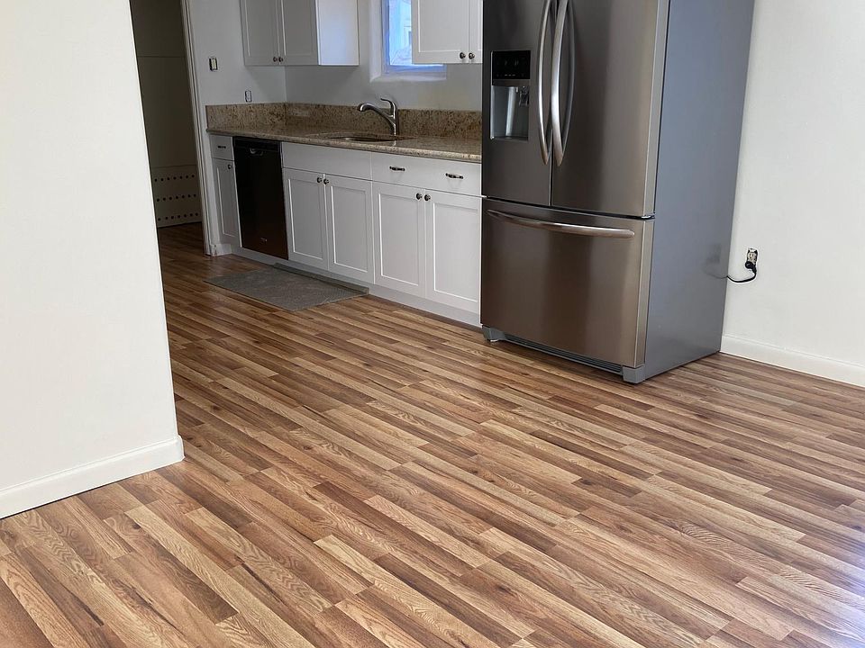 2nd image of 607 Country Club Dr