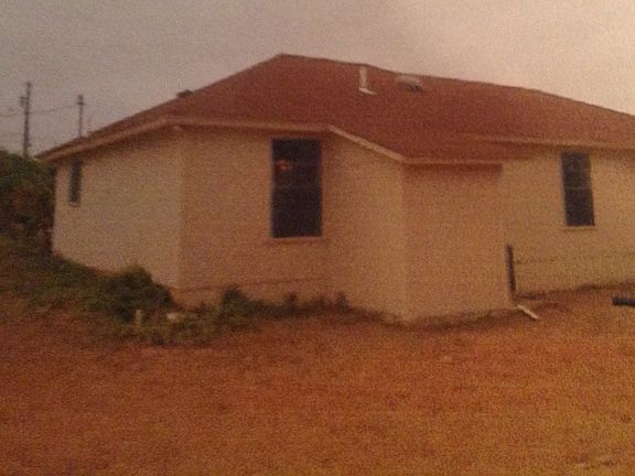 2nd image of 447 Wildwood Dr.