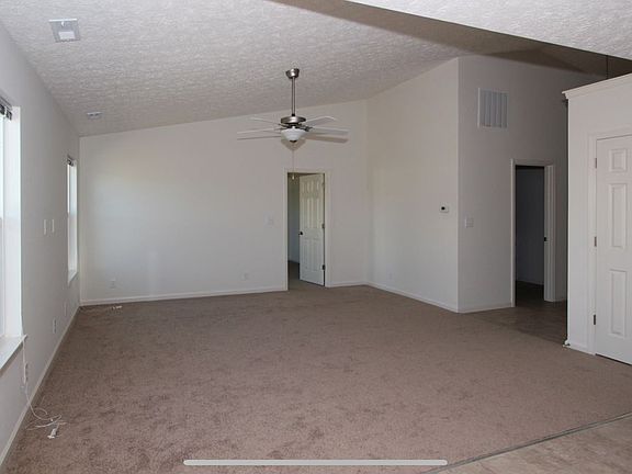 5th image of 2369 Cushing Dr
