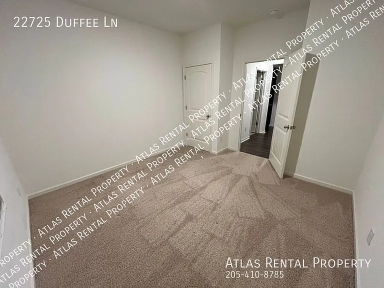 22725 Duffee Ln — Photo 11