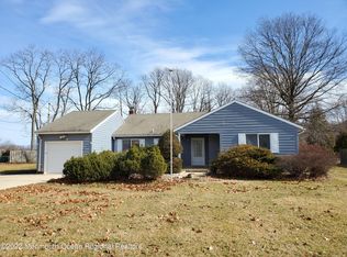 207 Ravine Dr, Matawan, NJ 07747