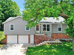 6033 Alden St, Shawnee, KS 66216