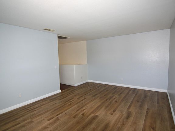 4th image of 12754 Indian Summer St