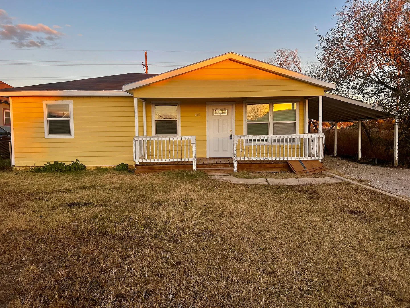 3 Bedroom in Slaton — Photo 1