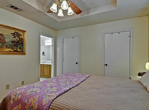 4th image of 2711 Skyview Dr