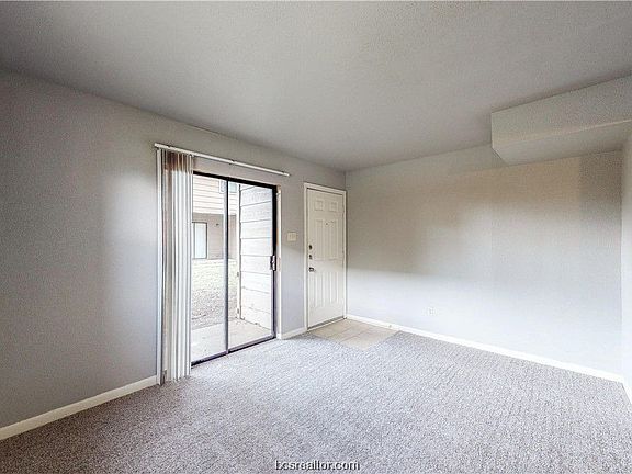 4th image of 202 Lincoln Ave APT A