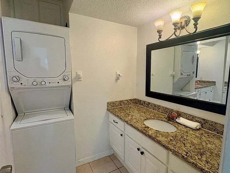 2744 Briarhurst Dr #38 — Photo 11
