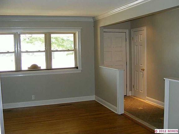 5th image of 1515 N Sioux Ave