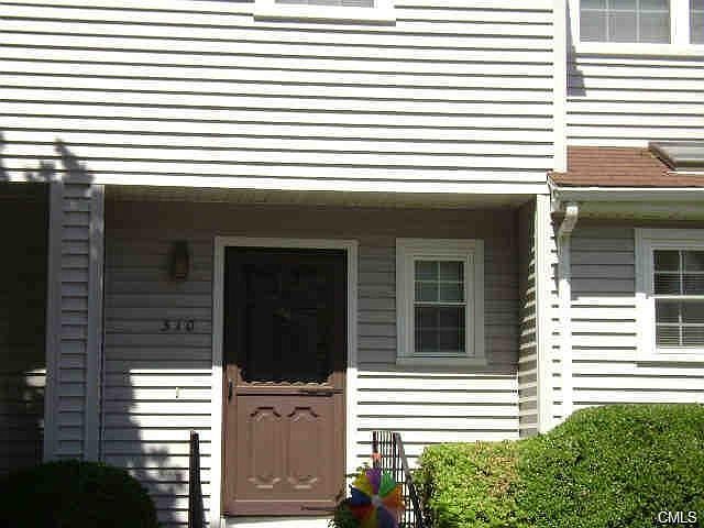 2nd image of 310 Red Oak Ln