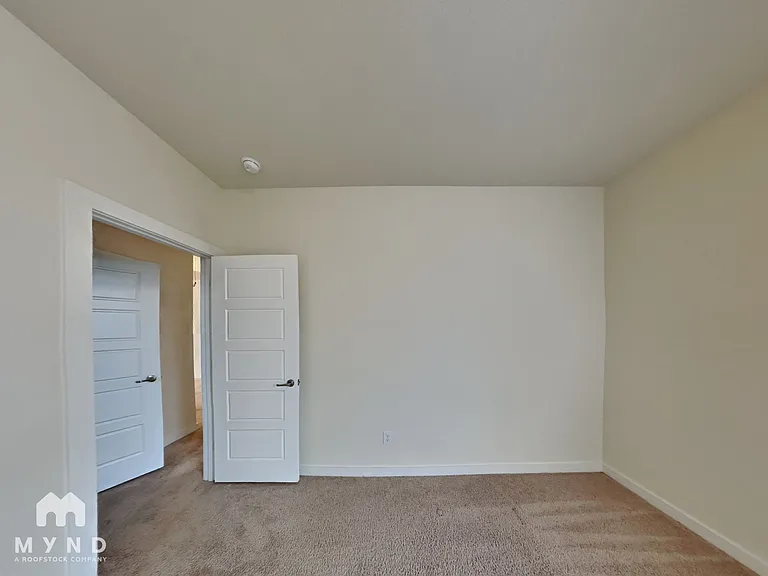 4725 Tanglewood Dr — Photo 14