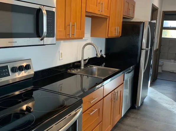 Westward Apartments