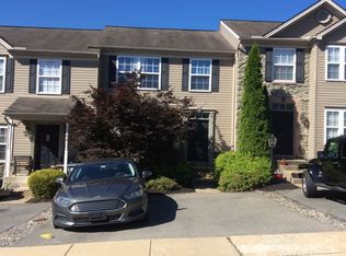 185 Knollwood Rd, Millersville, PA 17551