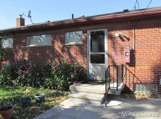 8814 Radner Dr, Sterling Heights, MI 48314