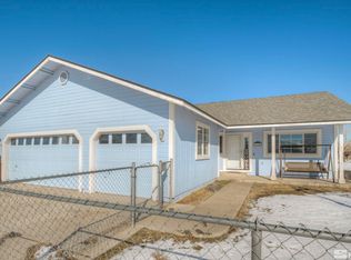 200 Scarlet Way, Fernley, NV 89408
