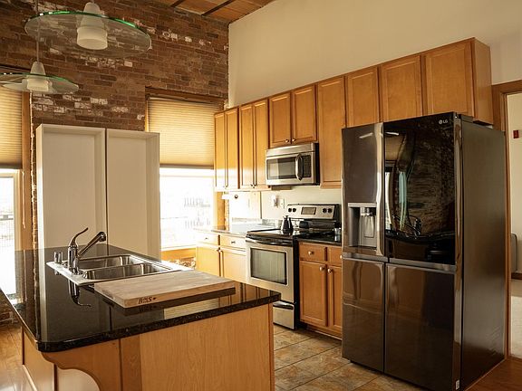 3rd image of 720 S Marquette STREET #417