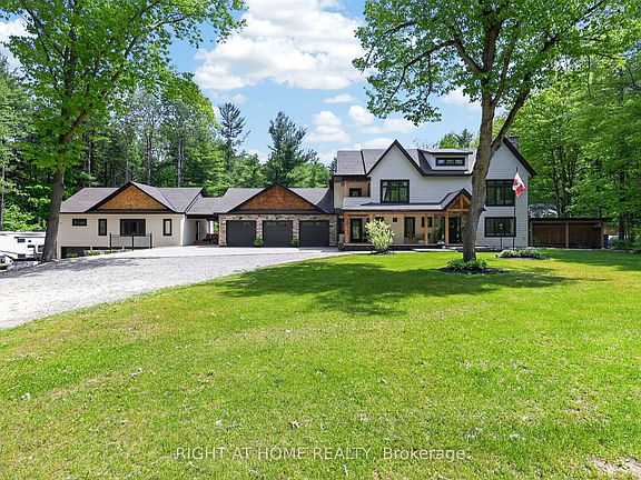 2nd image of 16 Woodland Heights Dr