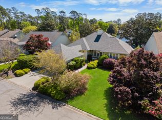 7 Riding Ln, Savannah, GA 31411