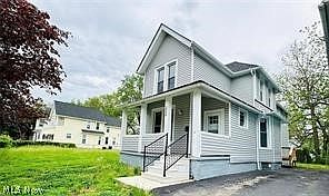 1st image of 2230 E 90th St