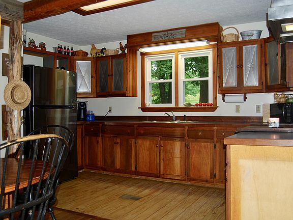 5th image of 439 Hillbrook Loop