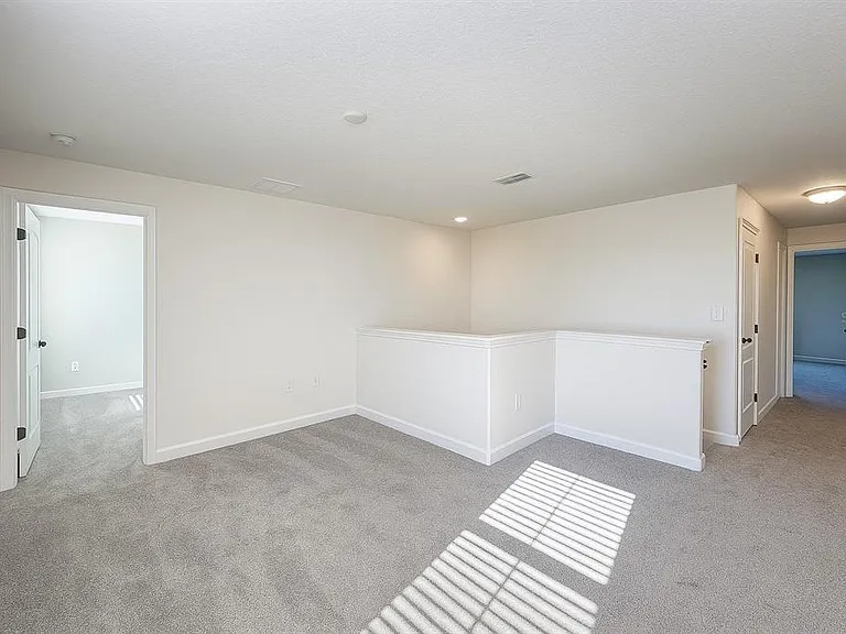 2037 Lake Side Ave — Photo 19