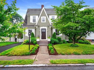 131 Lyndon Rd, Cranston, RI 02905