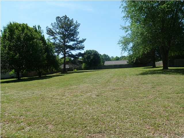 1st image of 0 Oakview Dr