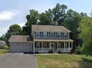 350 Hykes Rd E #S, Greencastle, PA 17225