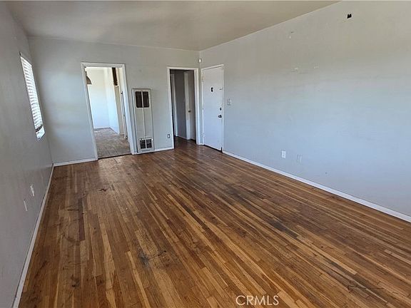 3rd image of 1139 E 67th St