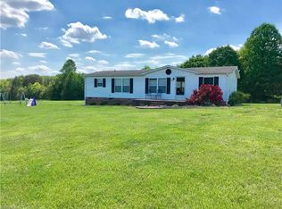 2930 Snow Rd, Yadkinville, NC 27055