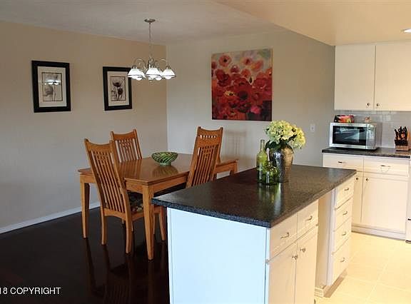 4th image of 15 Farewell Ave Unit 201