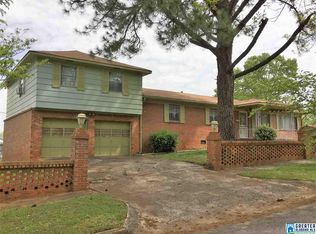 130 55th St, Fairfield, AL 35064