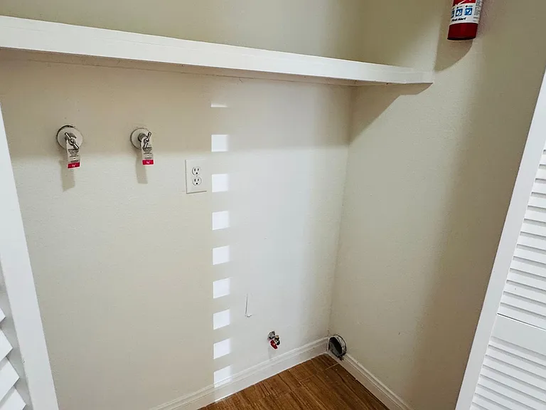 5344 Heather St — Photo 6