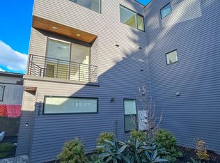748B N 96th St #B, Seattle, WA 98103