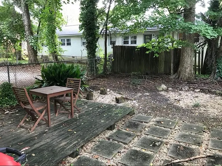 116 Kenan St — Photo 7