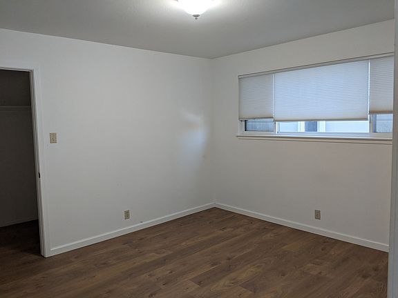 4th image of 840 Waller St