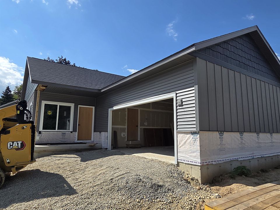 1st image of 29 Rock Riv