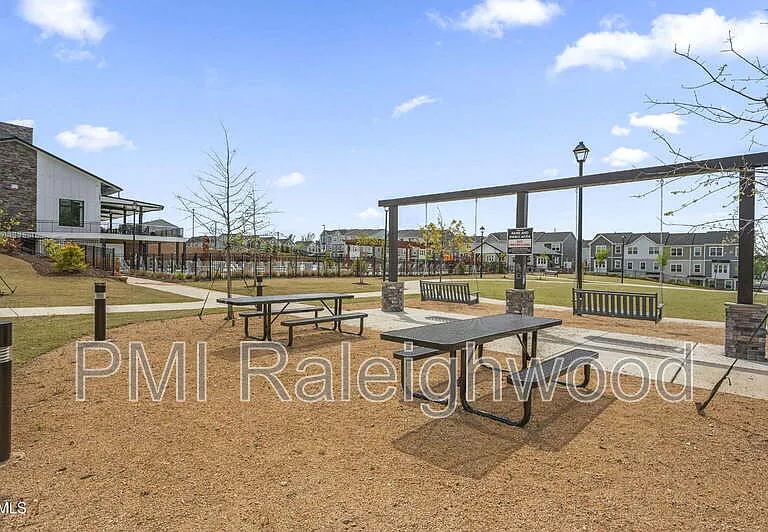 1838 Woodall Crest Dr — Photo 47