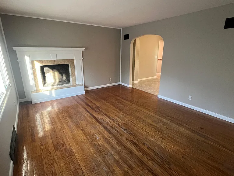 36 Rivermount Ter #A — Photo 12