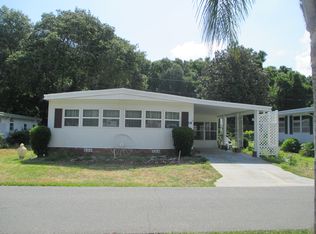 116 Royal Palm Dr, Leesburg, FL 34748