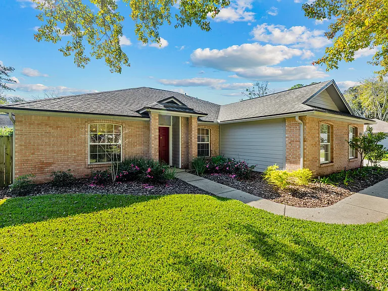 607 Hibernia Oaks Dr — Photo 3