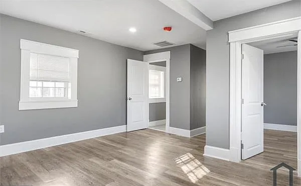 400 S Augusta Ave — Photo 11