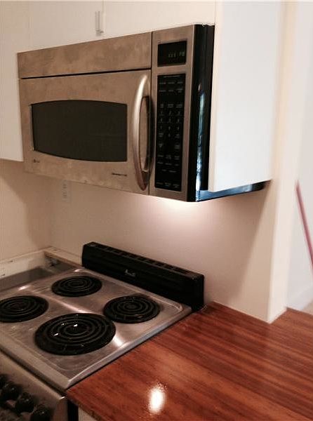 2nd image of 801 NE 199th St APT 205