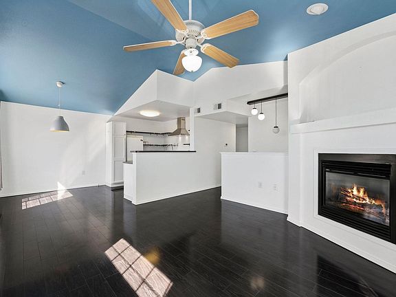 4th image of 3002 W Elizabeth St #19-E